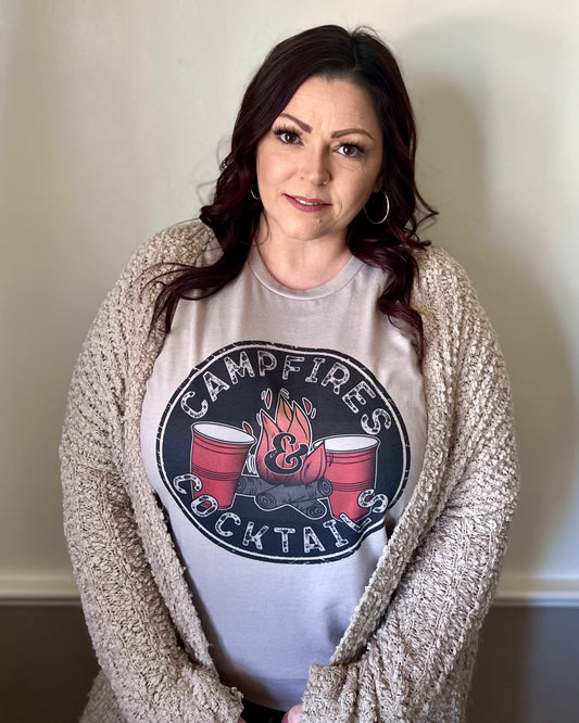 campfires & cocktails | t-shirt