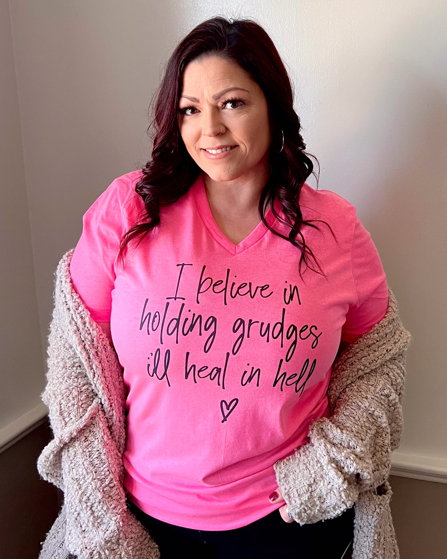 I believe in holding grudges I'll heal in hell | v neck t-shirt