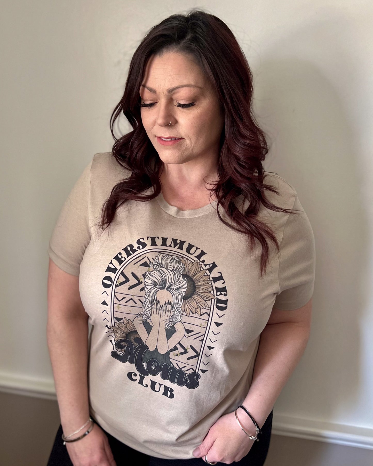 overstimulated moms club | t-shirt