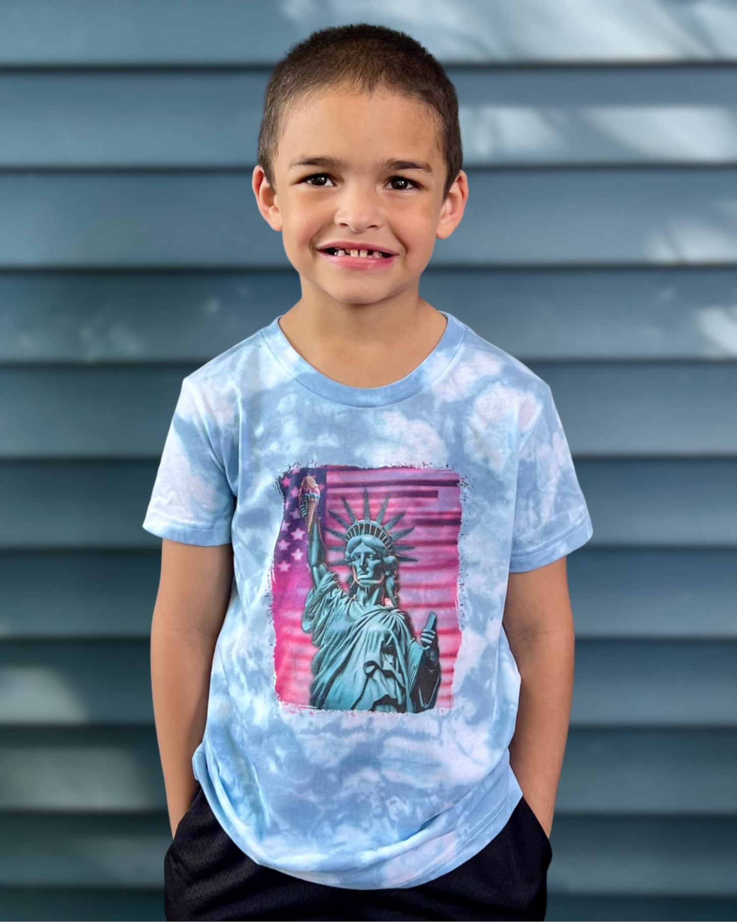 statue of liberty | t-shirt
