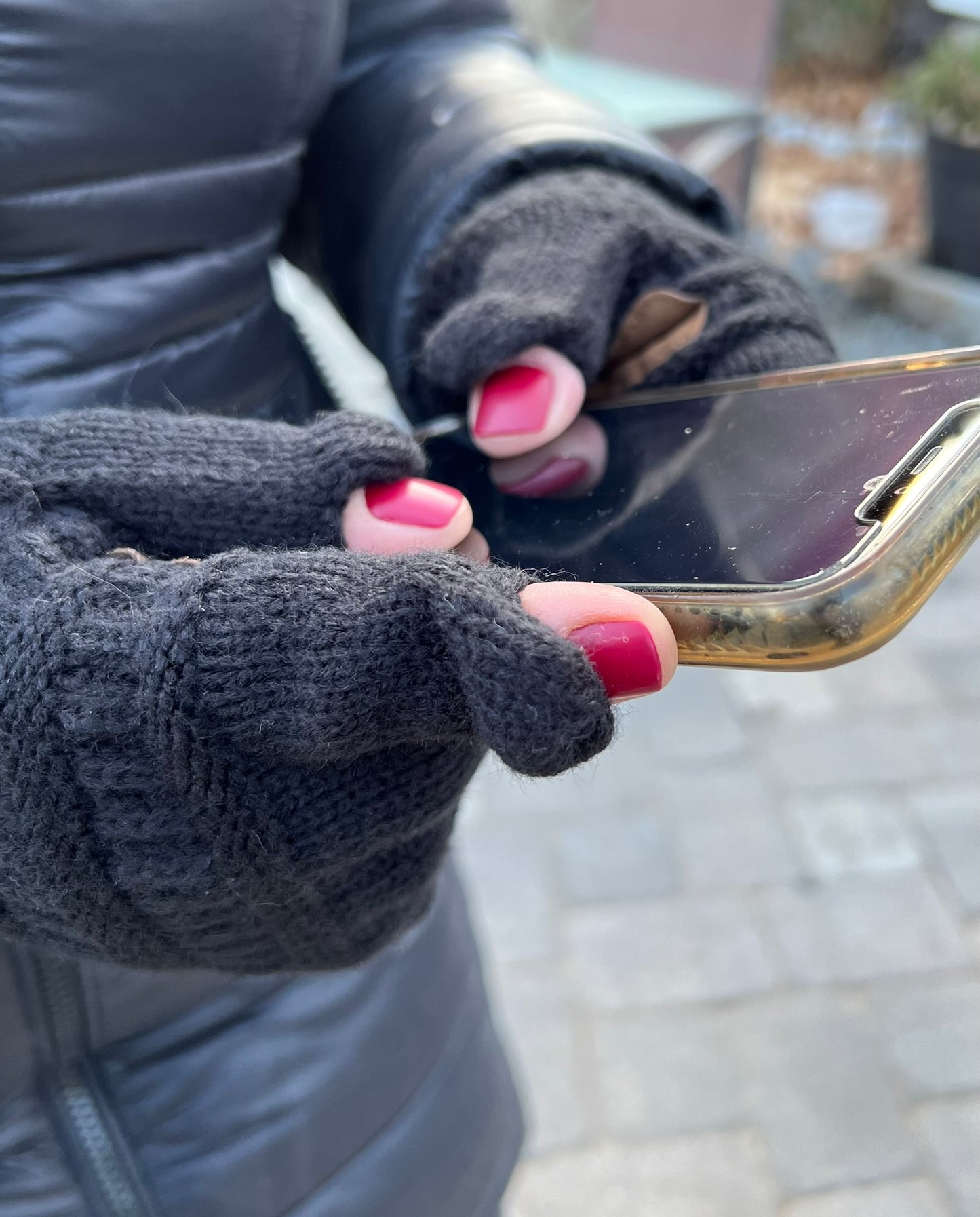 peek-a-boo | C. C winter gloves