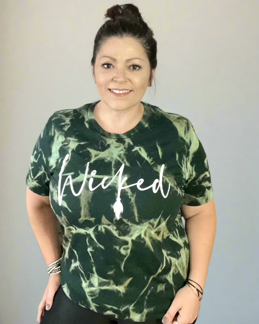 Wicked - Women's shirts - Rustic Cuts