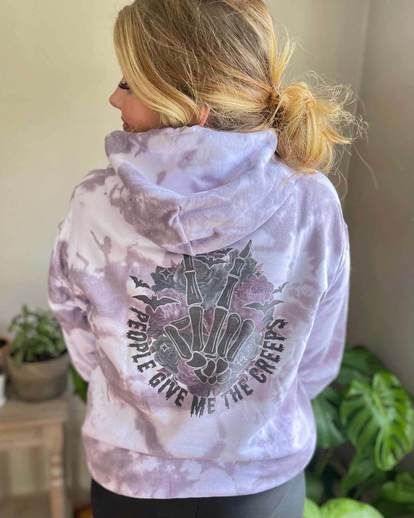 People Give Me The Creeps - Women's shirts - Rustic Cuts