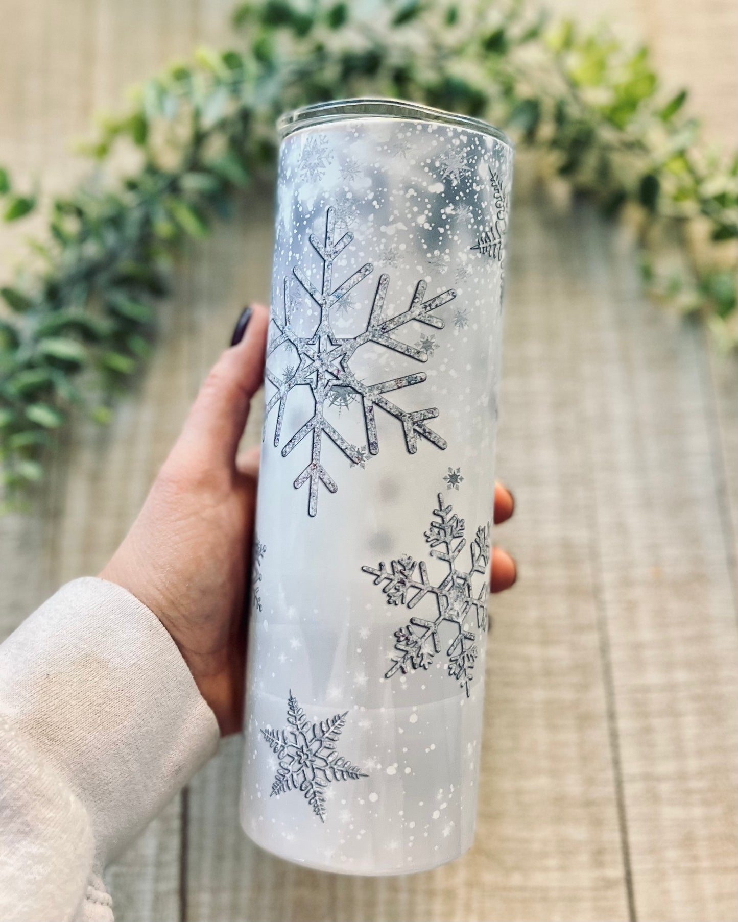 silver snowflakes | 20oz slim tumbler