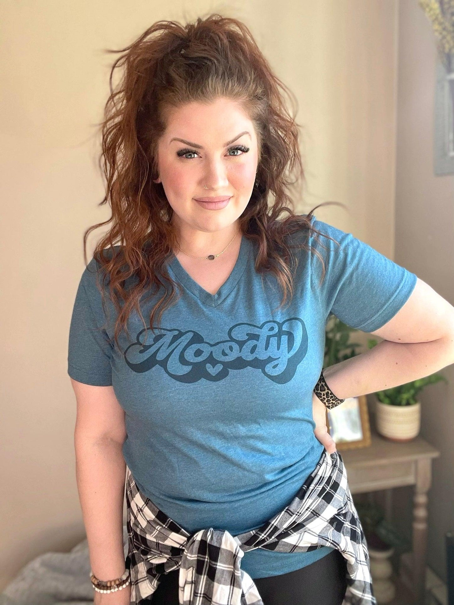 Moody - Women's shirts - Rustic Cuts
