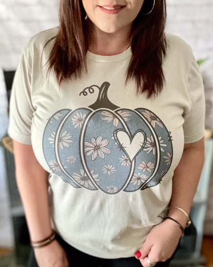 Daisy Pumpkin | T-Shirt
