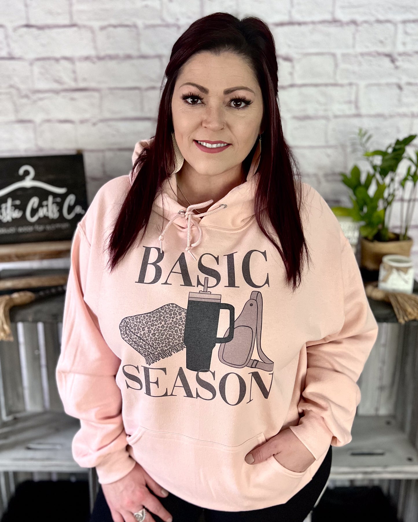 basic season | hooded sweatshirt