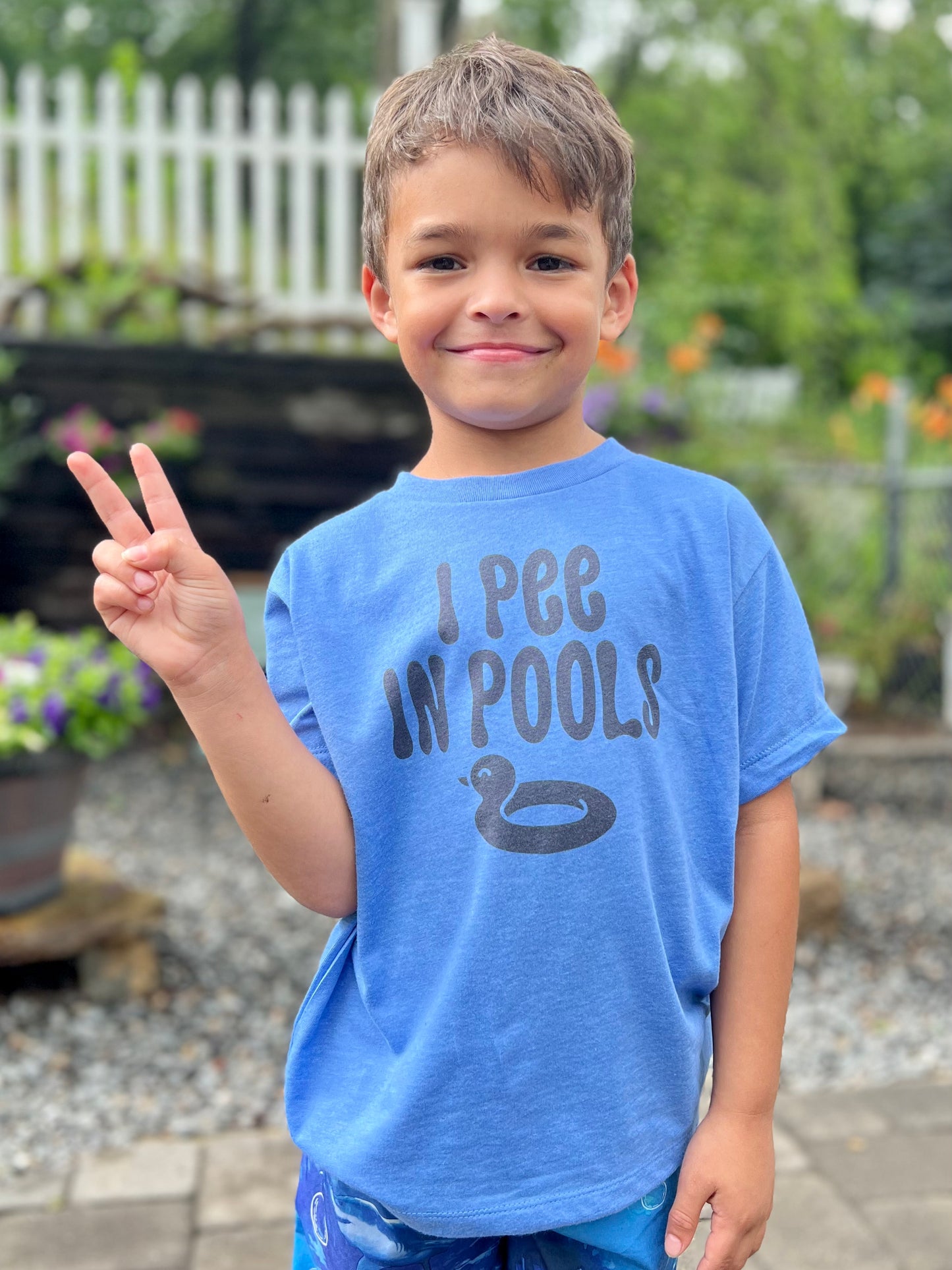 I pee in pools | kids t-shirt