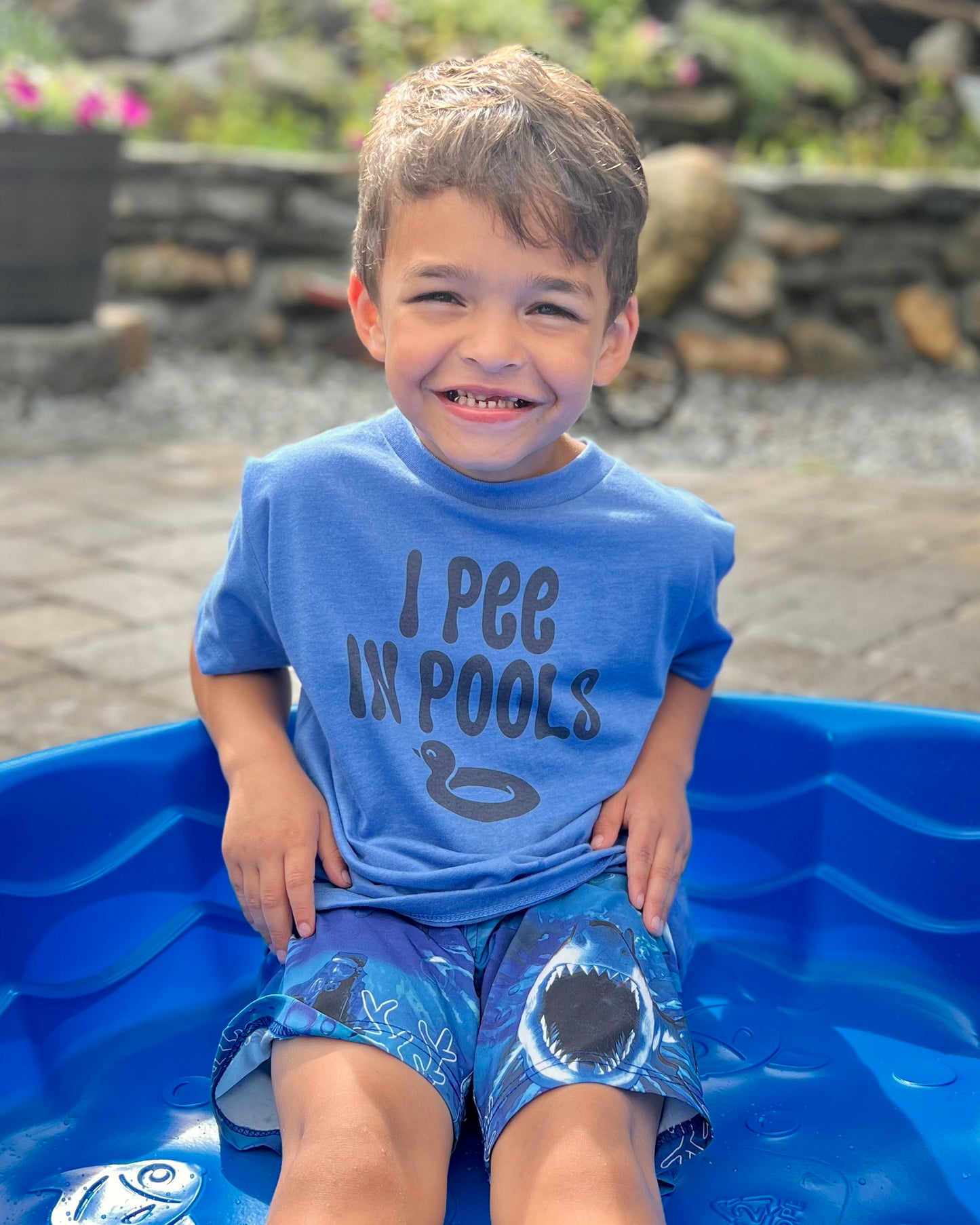 I pee in pools | kids t-shirt