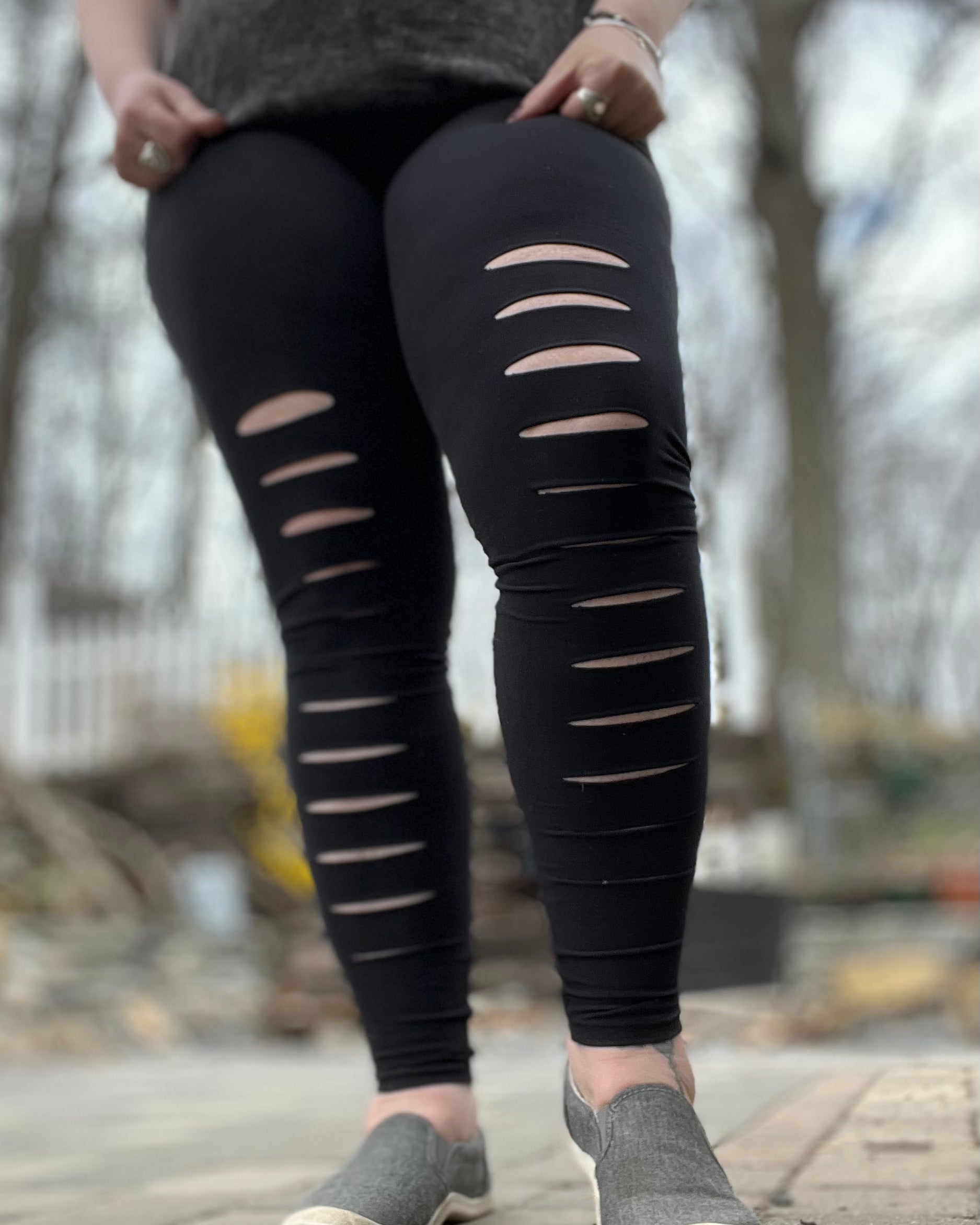 Black Distressed | Women's Leggings